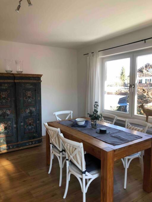 Alpsoul Eine Ferienwohnung Mit Charisma…. جارمش بارتنكيرشن المظهر الخارجي الصورة